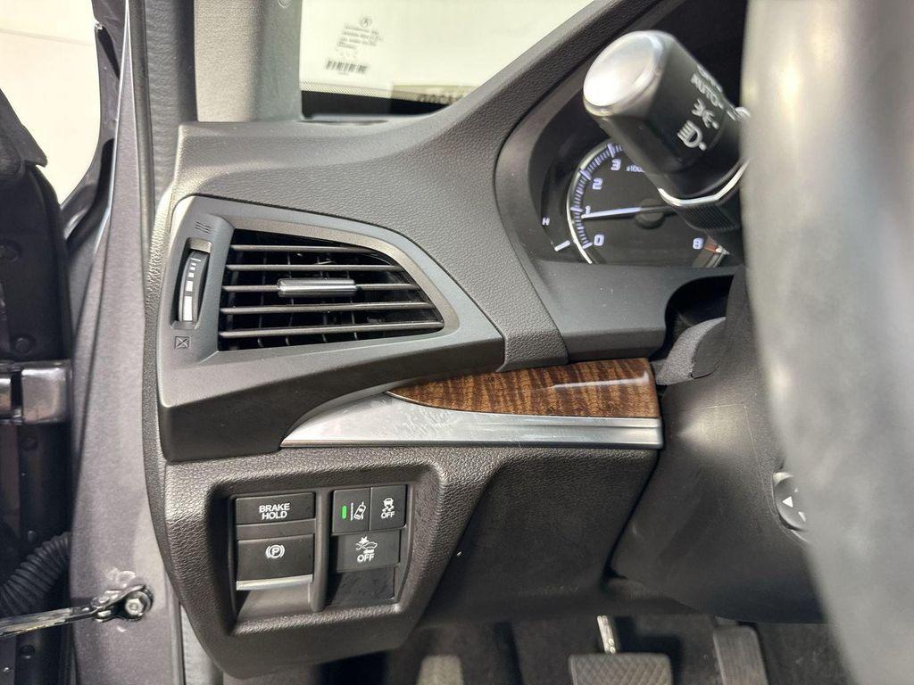 used 2020 Acura MDX car, priced at $24,353