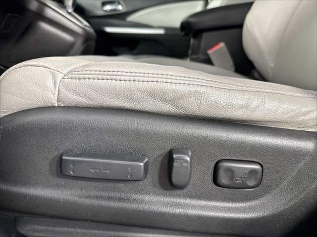 used 2015 Honda CR-V car, priced at $16,695
