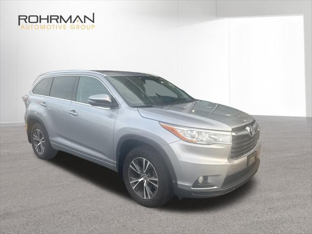 used 2016 Toyota Highlander car, priced at $22,195