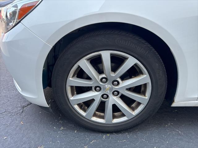 used 2015 Chevrolet Malibu car, priced at $5,998