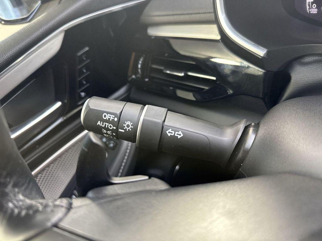 used 2024 Acura MDX car, priced at $47,275