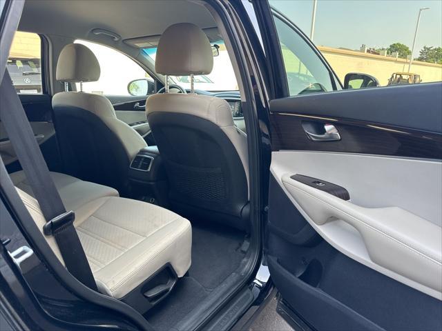used 2019 Kia Sorento car, priced at $15,795