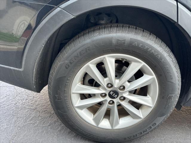 used 2019 Kia Sorento car, priced at $15,795