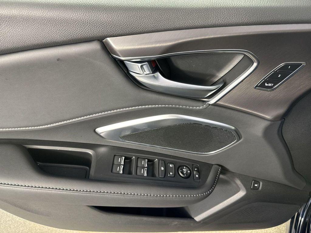 new 2025 Acura RDX car, priced at $46,650