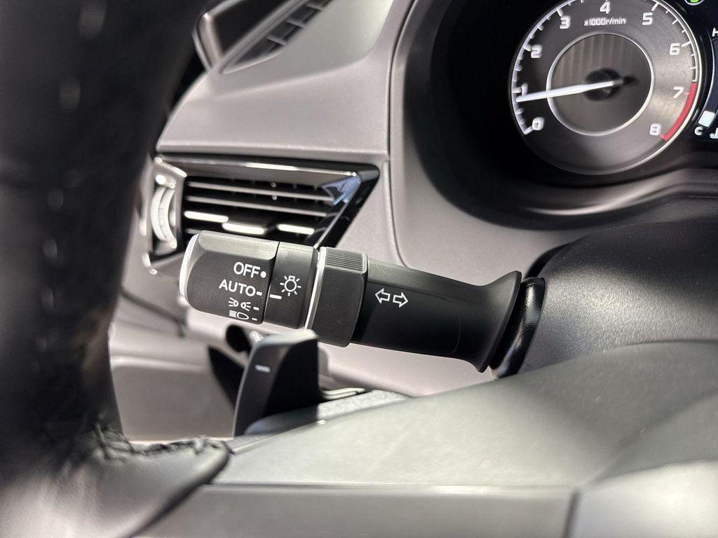 new 2025 Acura RDX car, priced at $46,650