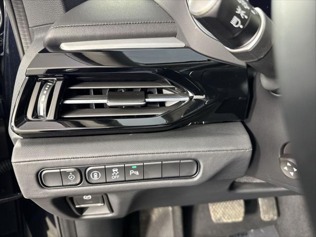 used 2025 Acura MDX car, priced at $53,698