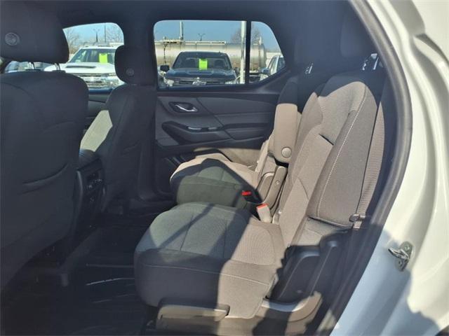 used 2022 Chevrolet Traverse car, priced at $29,255