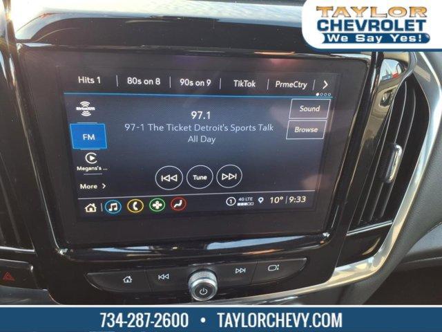 used 2023 Chevrolet Traverse car, priced at $31,995