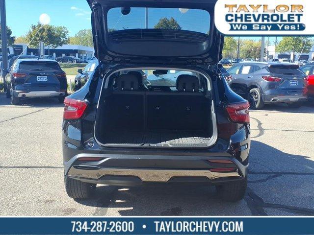 used 2025 Chevrolet Trax car, priced at $22,995