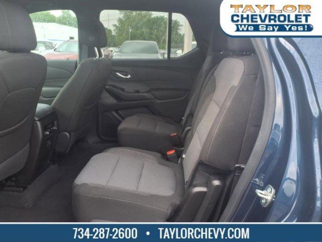 used 2023 Chevrolet Traverse car, priced at $31,595