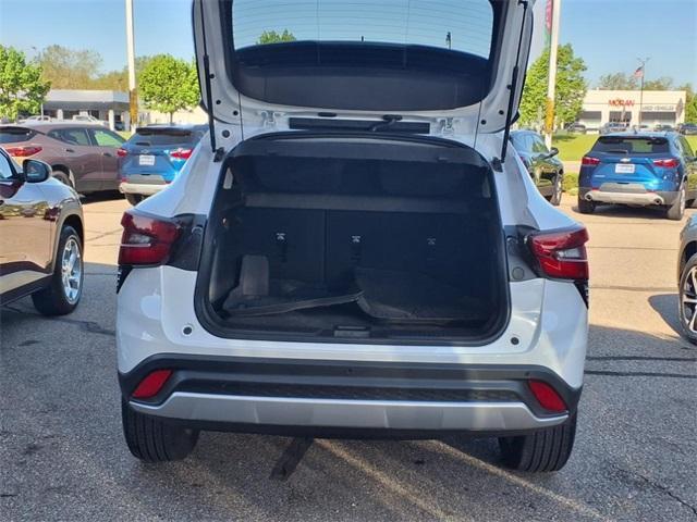 used 2024 Chevrolet Trax car, priced at $25,995