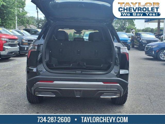 used 2025 Chevrolet Equinox car, priced at $35,595
