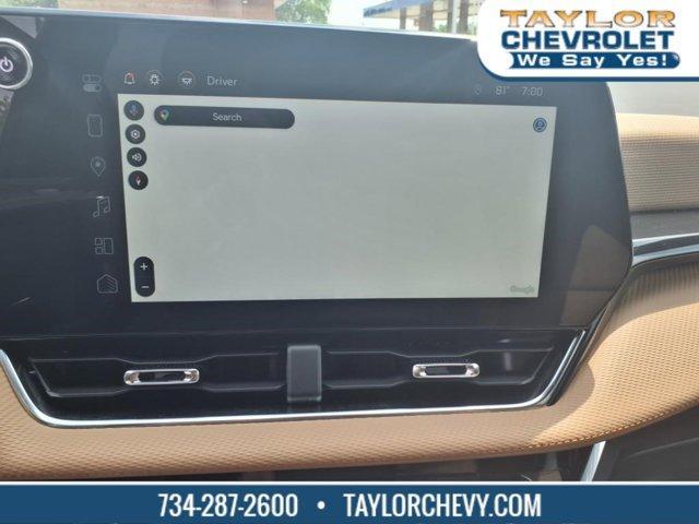 used 2025 Chevrolet Equinox car, priced at $35,595