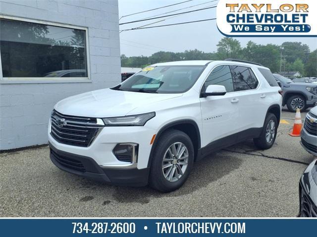 used 2023 Chevrolet Traverse car, priced at $31,995