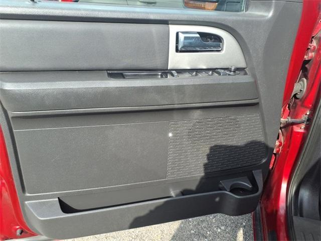used 2013 Ford Expedition car, priced at $8,995