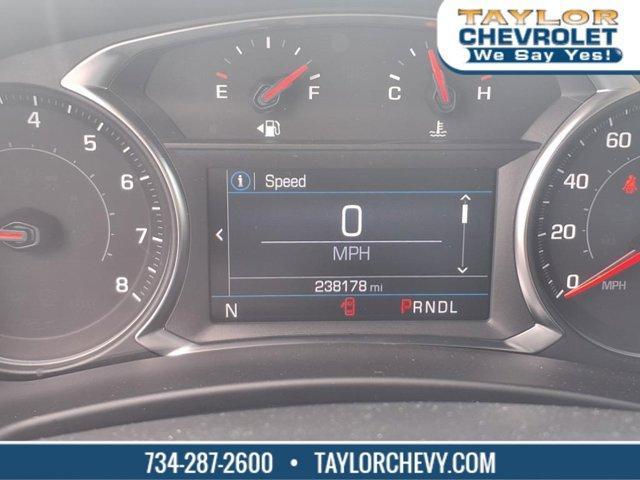 used 2022 Chevrolet Equinox car, priced at $8,995