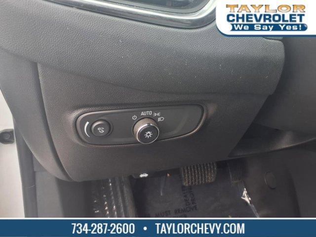used 2022 Chevrolet Equinox car, priced at $8,995