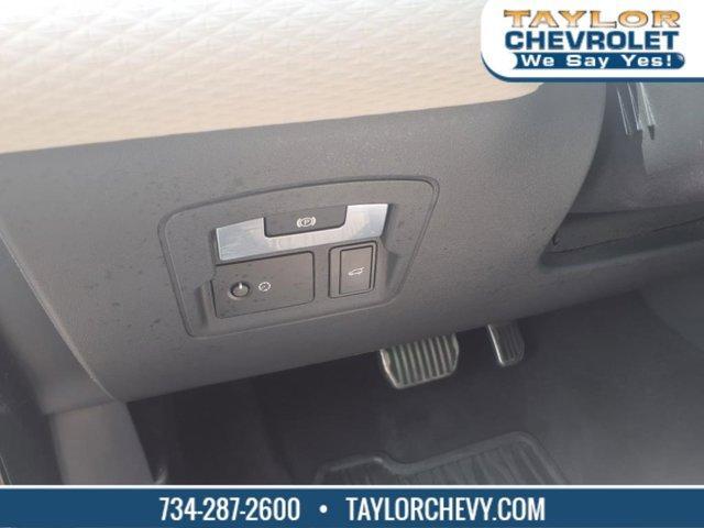 used 2020 Land Rover Range Rover Velar car, priced at $29,995