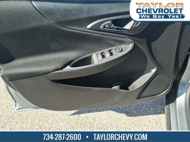 used 2025 Chevrolet Malibu car, priced at $28,995
