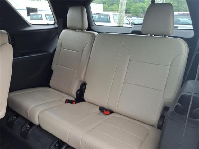 used 2023 Chevrolet Traverse car, priced at $33,995