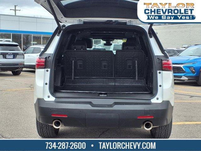 used 2022 Chevrolet Traverse car, priced at $37,995