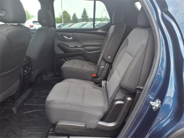 used 2023 Chevrolet Traverse car, priced at $31,995