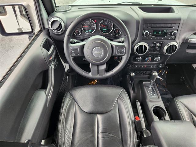 used 2015 Jeep Wrangler Unlimited car, priced at $15,995