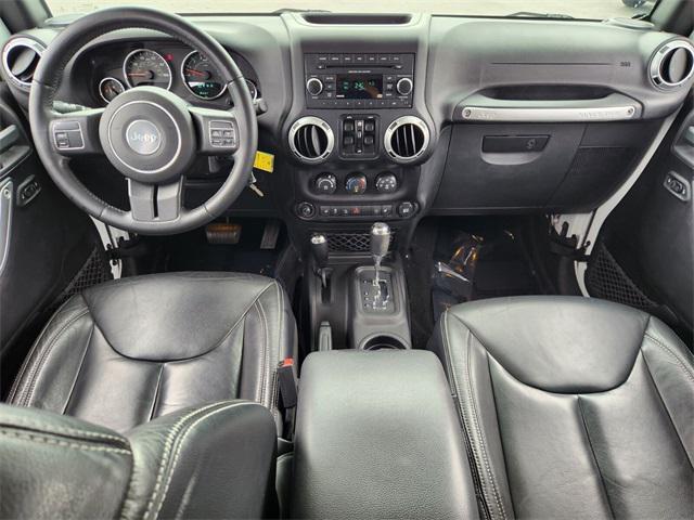 used 2015 Jeep Wrangler Unlimited car, priced at $15,995