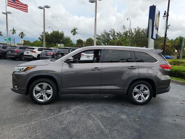 used 2017 Toyota Highlander car, priced at $23,492