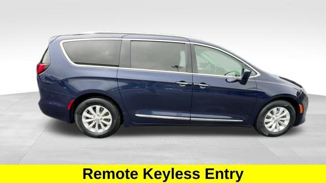 used 2018 Chrysler Pacifica car, priced at $12,103