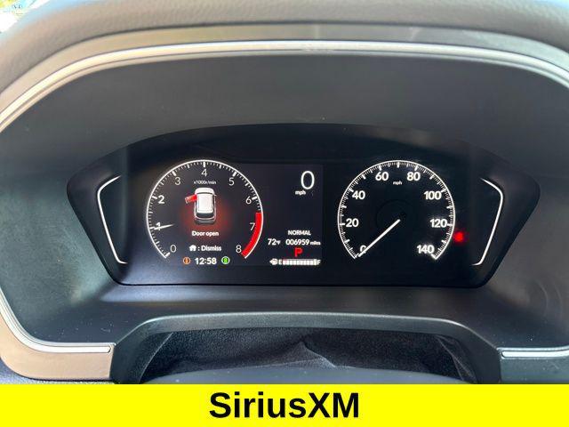 used 2025 Honda Pilot car, priced at $42,197