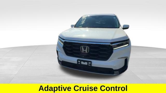 used 2025 Honda Pilot car, priced at $42,197