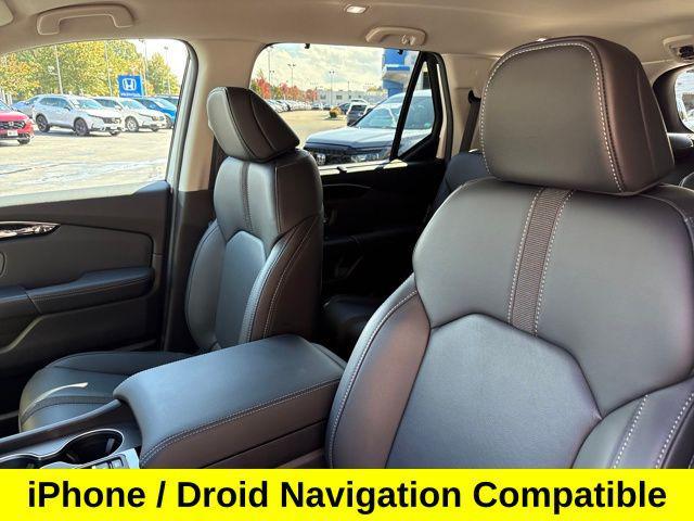 used 2025 Honda Pilot car, priced at $42,197