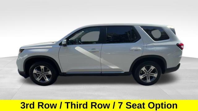 used 2025 Honda Pilot car, priced at $42,197