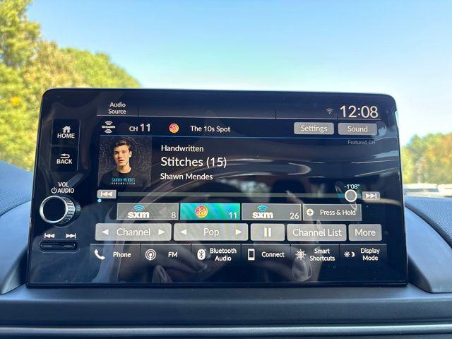 new 2025 Honda Pilot car, priced at $44,916