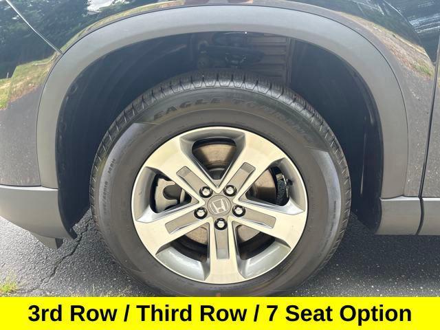 used 2025 Honda Pilot car, priced at $46,300