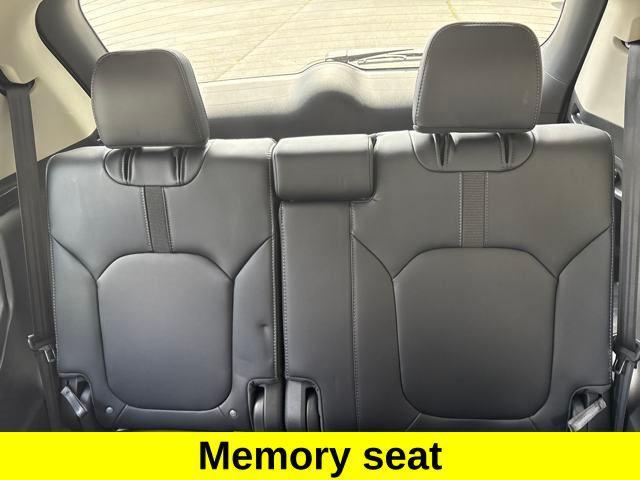 used 2025 Honda Pilot car, priced at $46,300