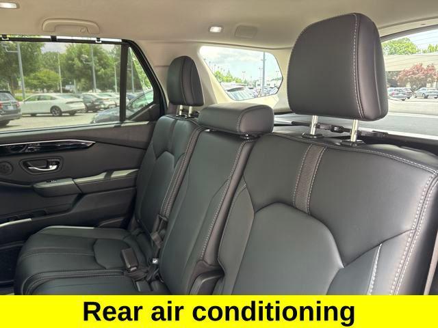 used 2025 Honda Pilot car, priced at $46,300