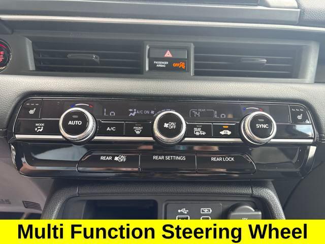 used 2025 Honda Pilot car, priced at $46,300