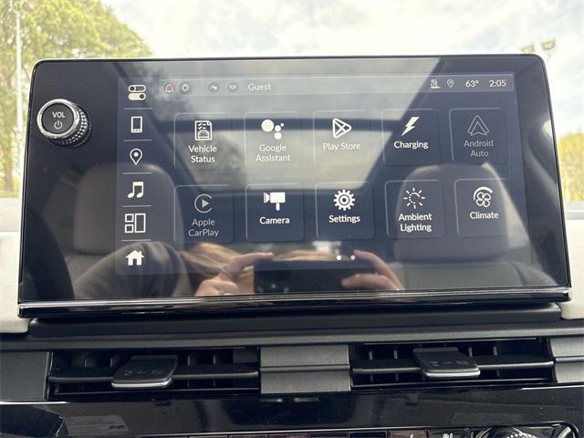 new 2025 Honda Prologue car, priced at $59,805