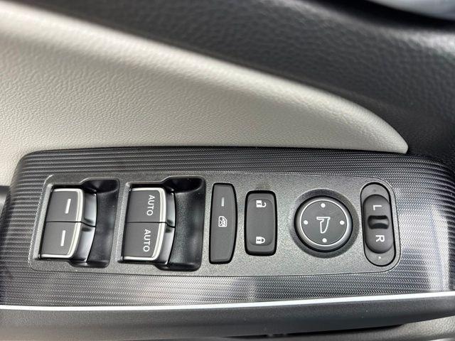 new 2026 Honda Civic Hybrid car, priced at $33,490