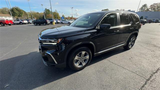 new 2025 Honda Pilot car, priced at $46,995