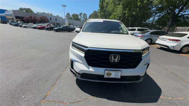new 2025 Honda Pilot car, priced at $52,235