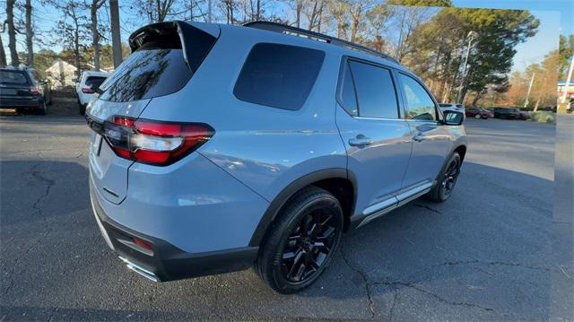 new 2025 Honda Pilot car, priced at $53,650