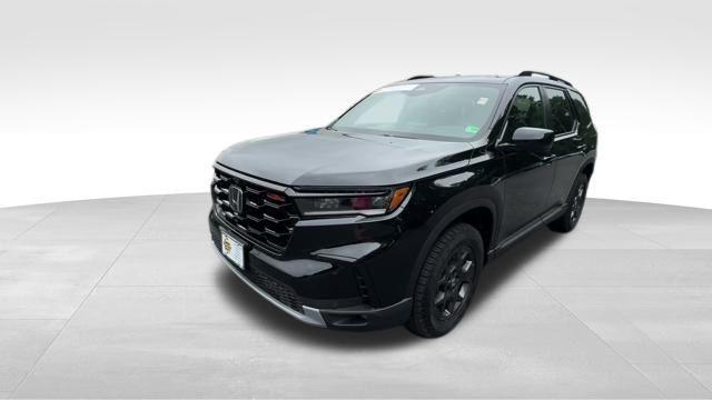 new 2025 Honda Pilot car, priced at $46,793