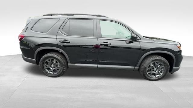 new 2025 Honda Pilot car, priced at $46,793