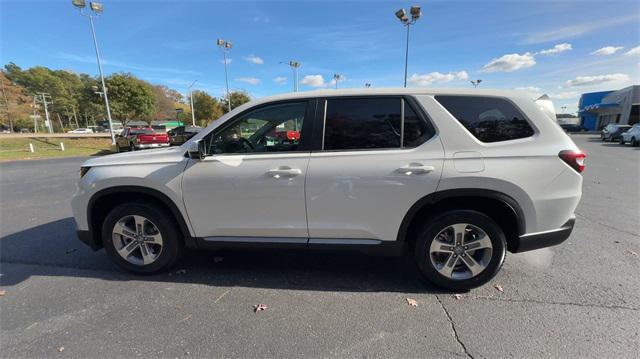 new 2025 Honda Pilot car, priced at $47,450