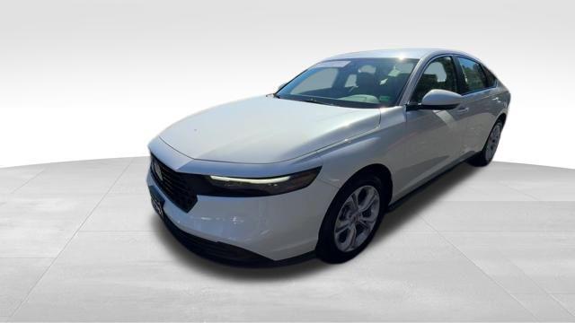 new 2025 Honda Accord car, priced at $28,833