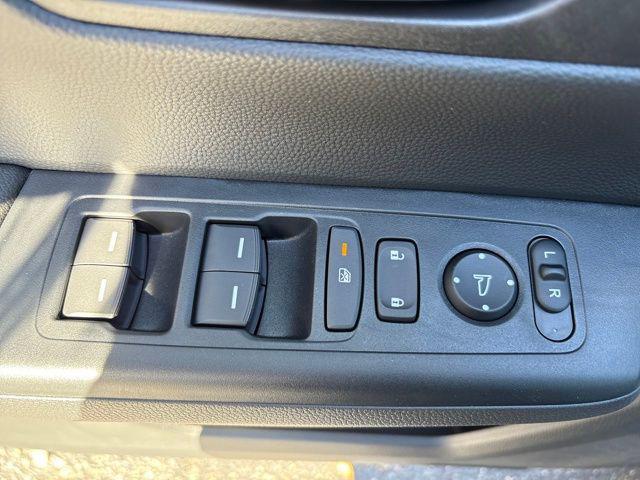 new 2026 Honda CR-V Hybrid car, priced at $41,675