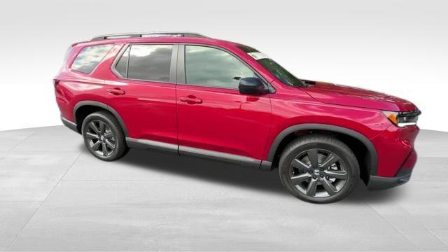 new 2025 Honda Pilot car, priced at $42,234